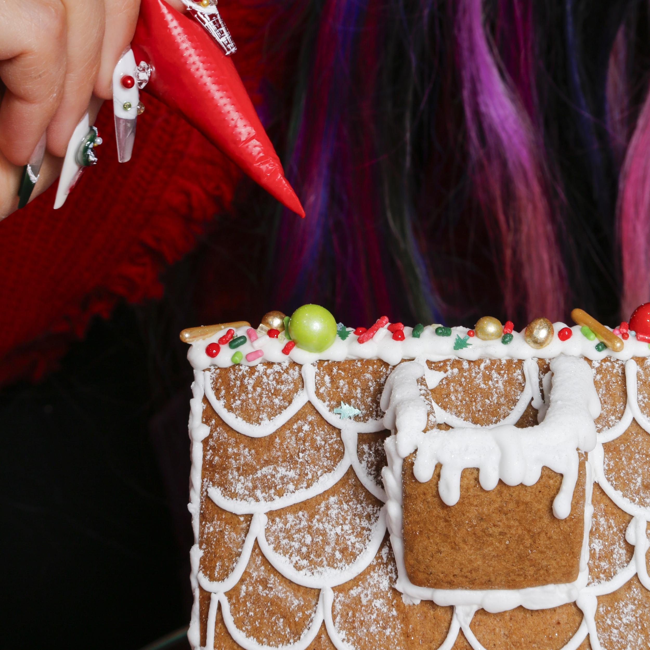 Créez votre maison en pain d’épices autour d’une pause gourmande avec Alyah et son équipe - Image n°2 - Wecandoo