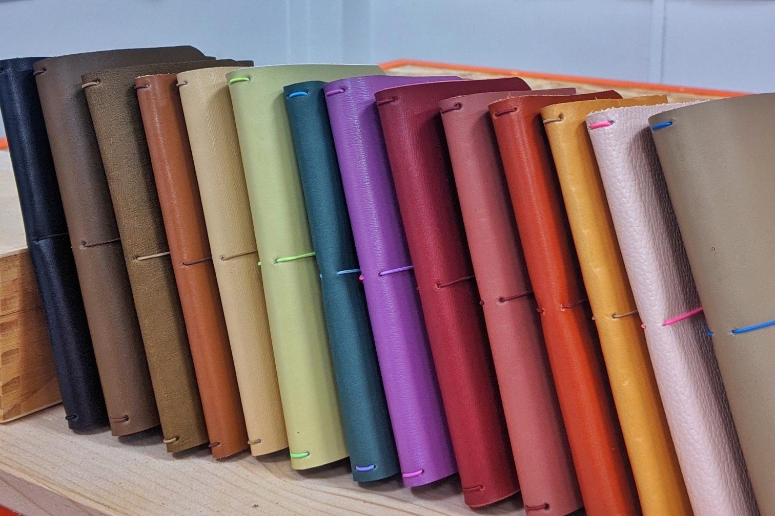 Créez votre carnet en cuir personnalisé avec Zoé - Image n°1 - Wecandoo