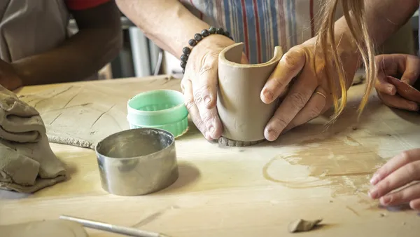 Initiez-vous au modelage avec Sabine - Image n°2 - Wecandoo