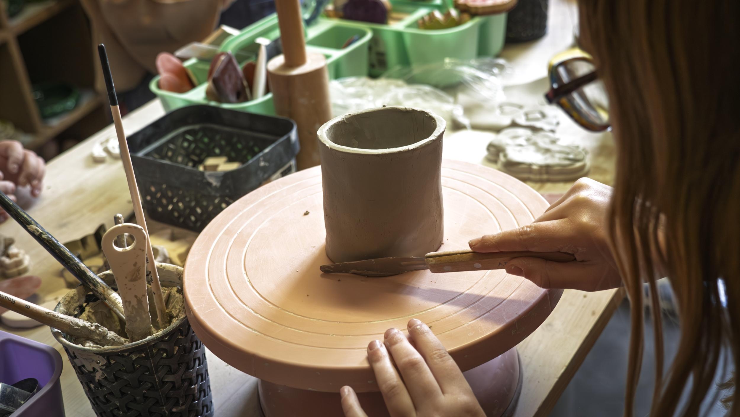 Modèle ta première céramique avec Sabine - Image n°1 - Wecandoo