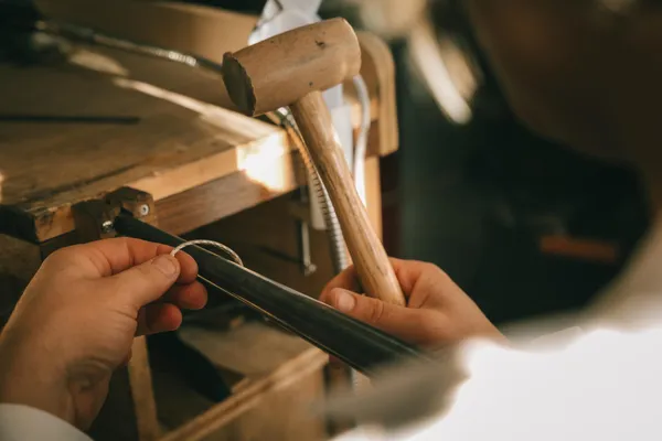 Réalisez votre bracelet jonc en argent avec Lansana - Image n°2 - Wecandoo