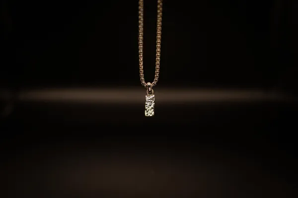 Réalisez votre pendentif en argent