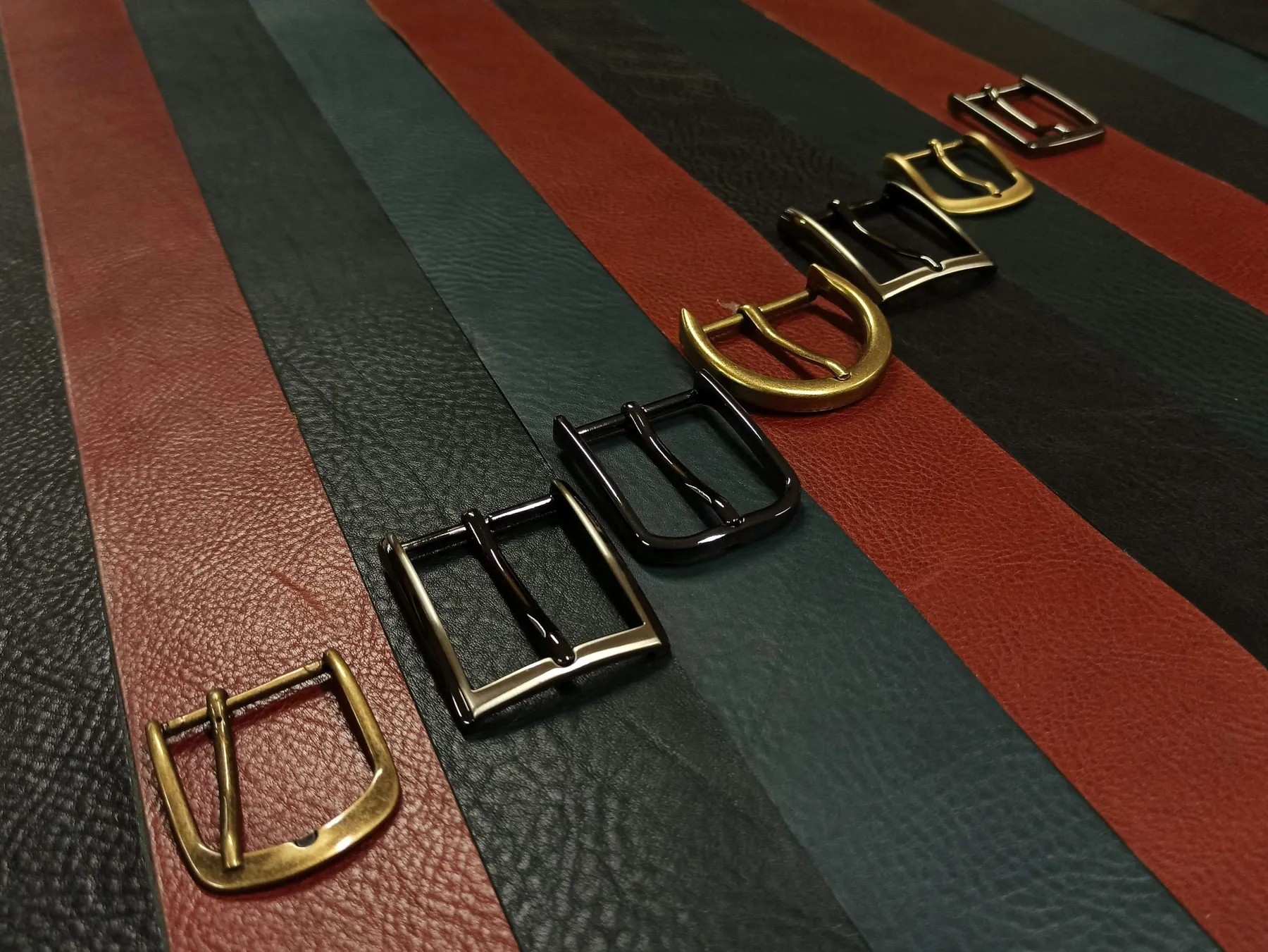 Fabriquez votre ceinture réversible en cuir - Image n°4 - Wecandoo