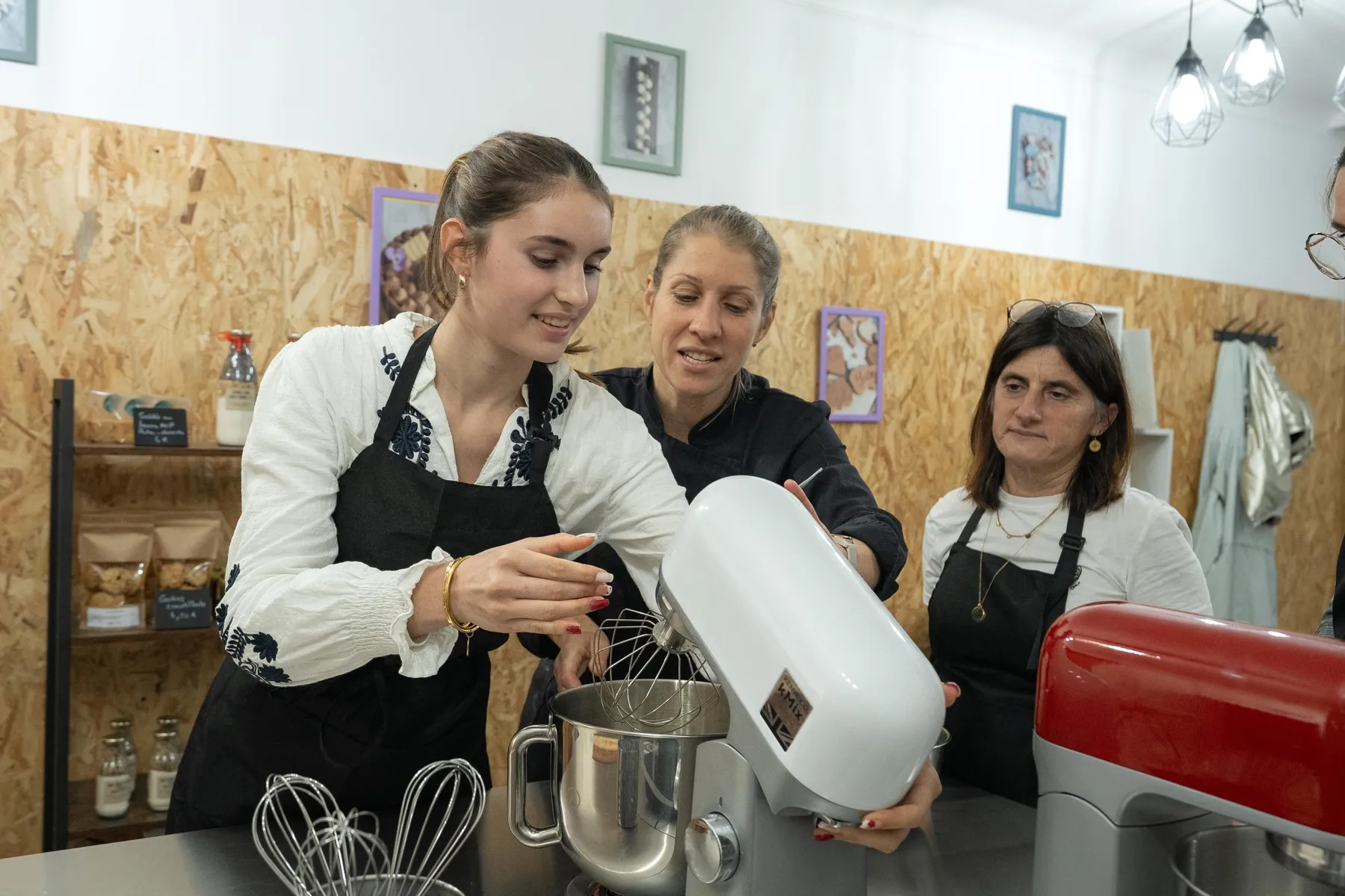 Réalisez vos choux pâtissiers ou une charlotte gourmande avec Delphine - Image n°2 - Wecandoo