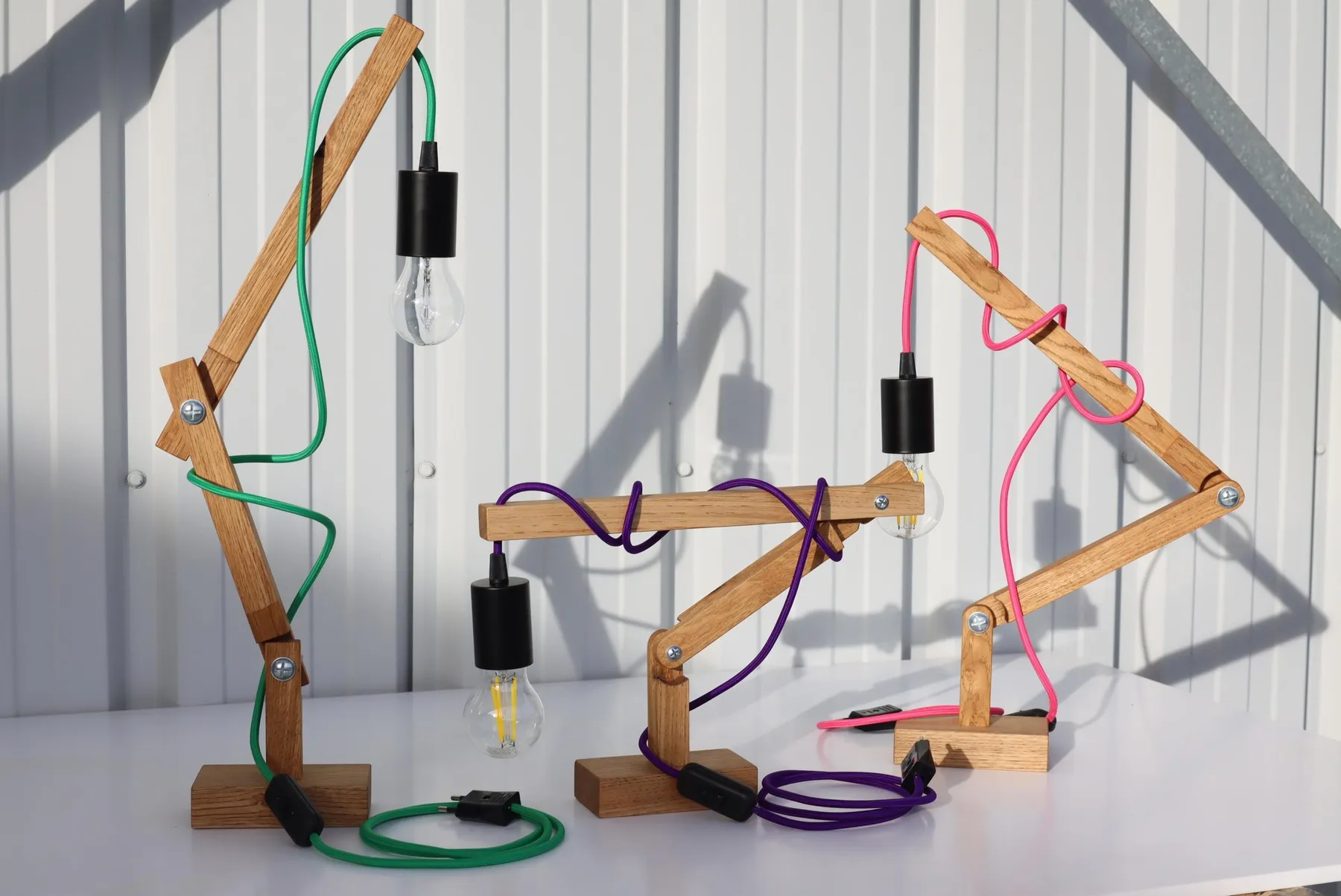 Fabriquez votre lampe articulée en bois avec Jonathan - Image n°1 - Wecandoo