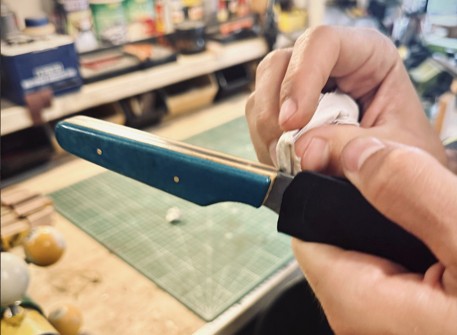 Créez votre couteau artisanal avec Ronald - Image n°7 - Wecandoo