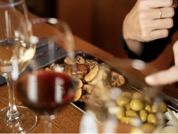 Explorez des accords mets et vins audacieux