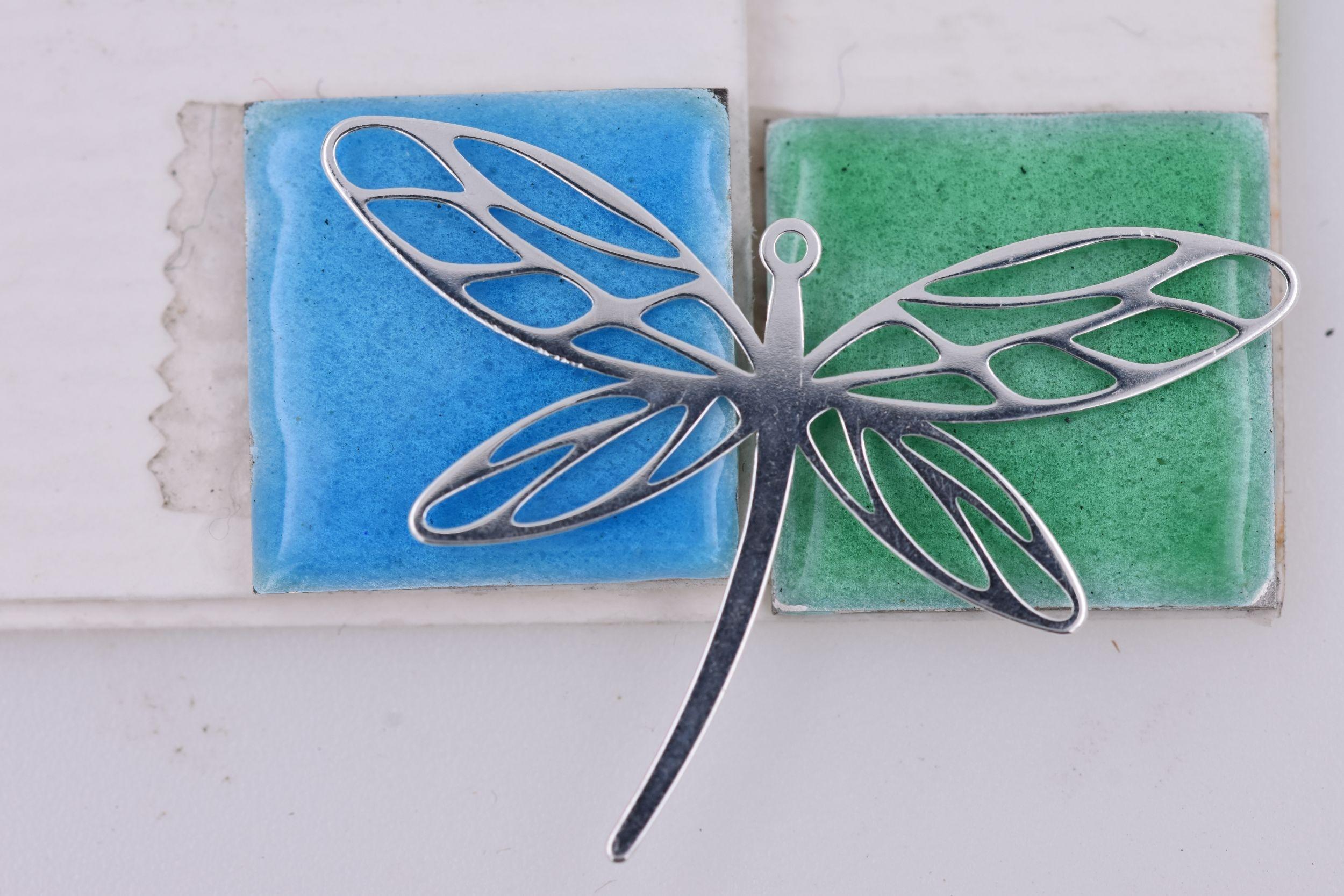 Créez votre bijou en émail sur argent avec Claudia - Image n°5 - Wecandoo