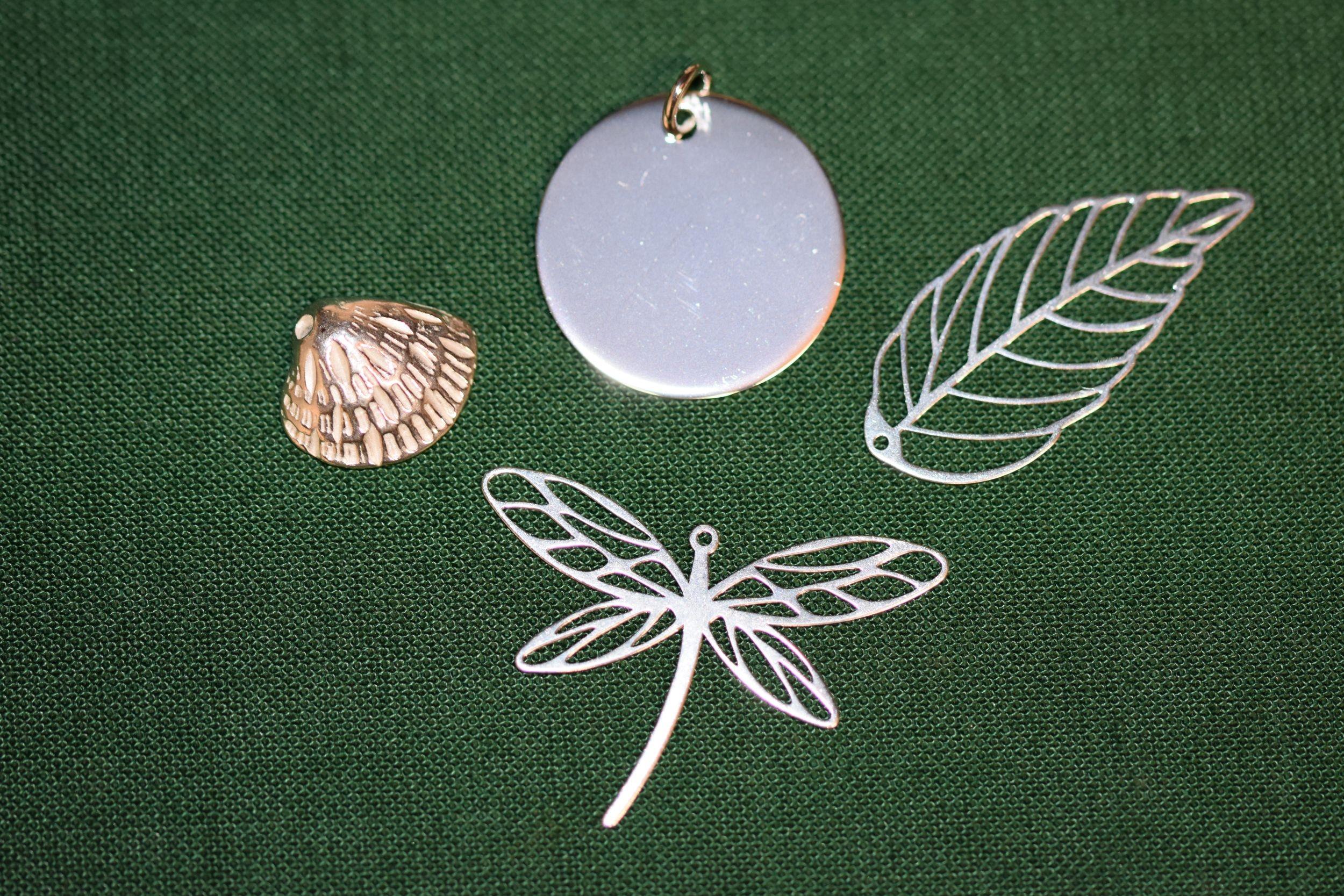 Créez votre bijou en émail sur argent avec Claudia - Image n°1 - Wecandoo