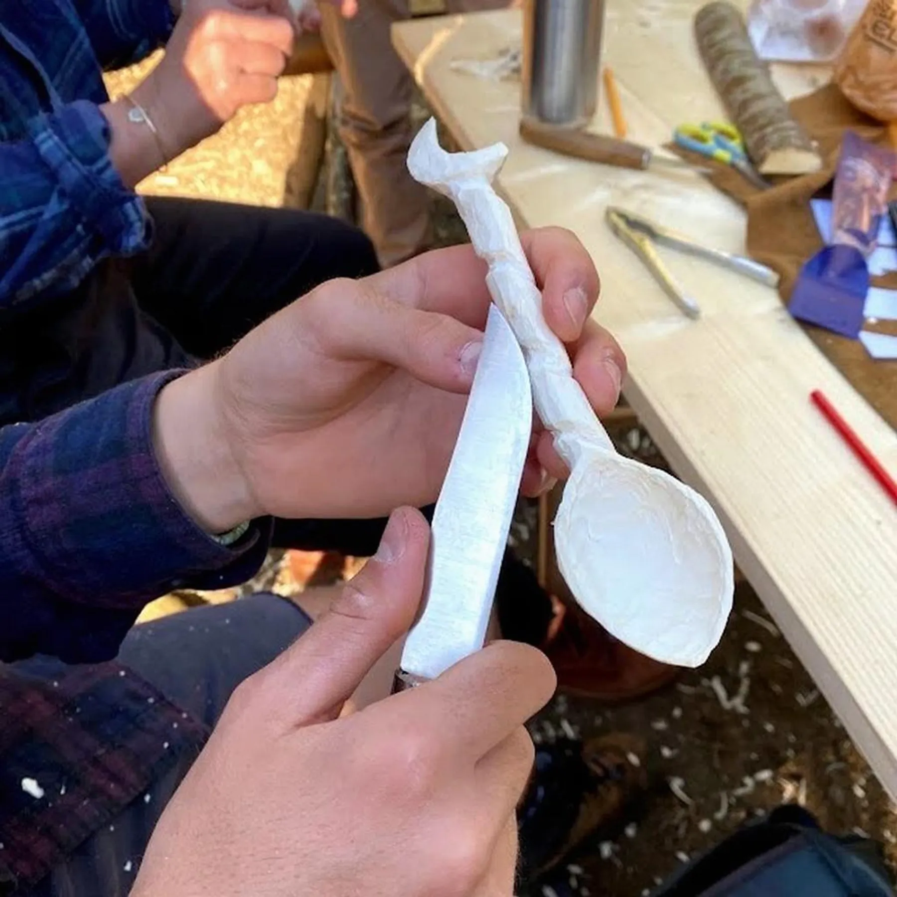 Sculptez votre cuillère en bois avec Bohémond - Afbeelding nr. 1 - Wecandoo