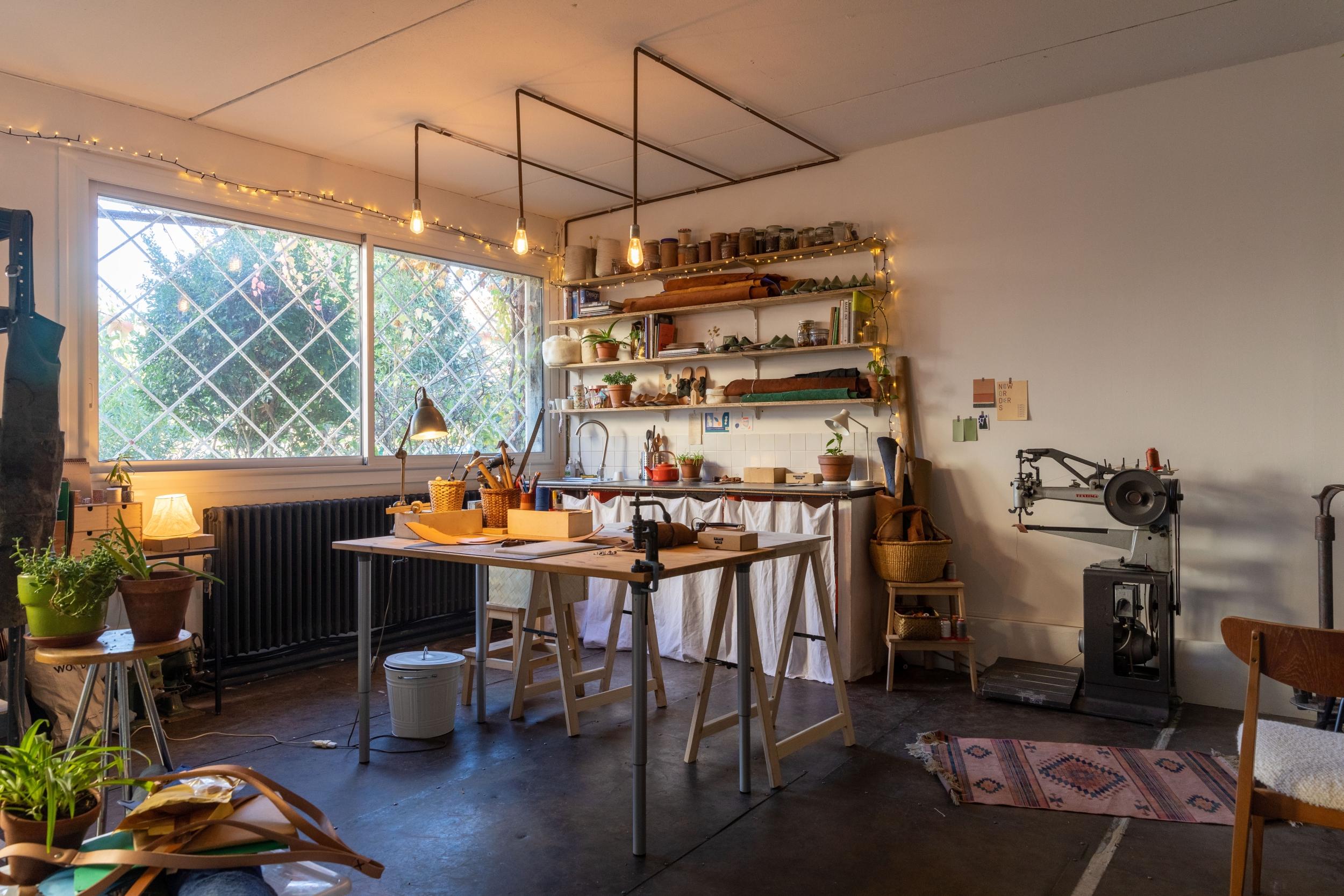 Créez votre sac en cuir avec Camille - Image n°10 - Wecandoo