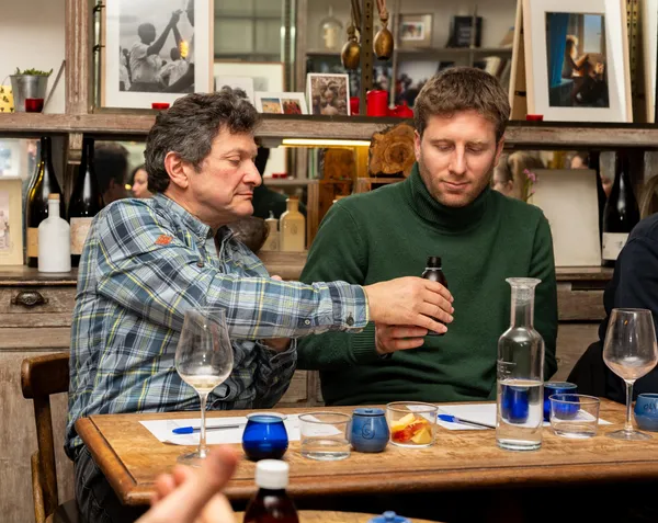 Initiez-vous à la dégustation d’huile d’olive avec Daniel, Fémi et Paméla - Image n°4 - Wecandoo