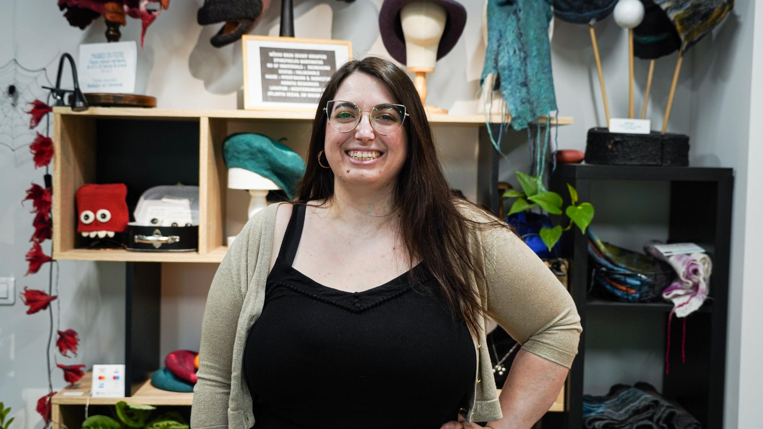 Créez votre couverture de carnet en marqueterie de paille dans un café avec Sarah - Afbeelding nr. 2 - Wecandoo