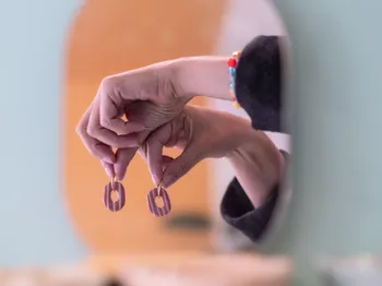 Créez vos boucles d'oreilles en céramique à Brest