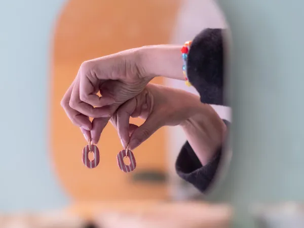 Créez vos boucles d'oreilles en céramique