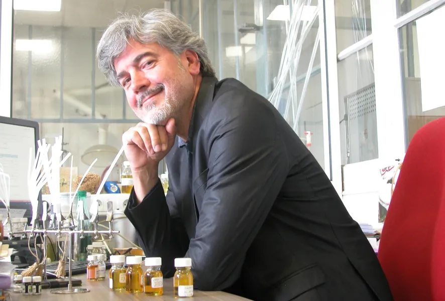 Frédéric: Parfumeur in Alpes-Maritimes (06)