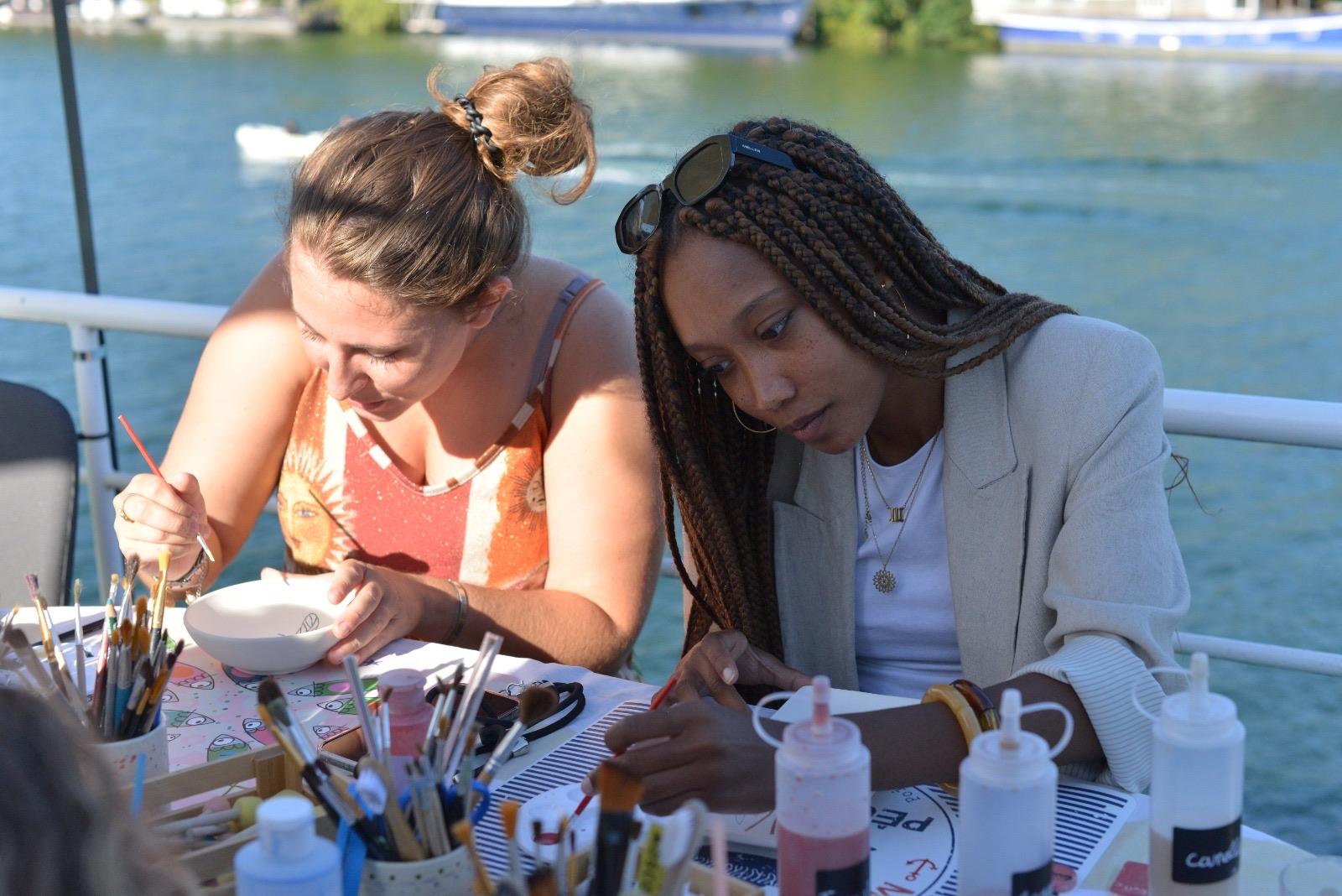 Initiez-vous au décor sur céramique avec Laurence - Image n°11 - Wecandoo