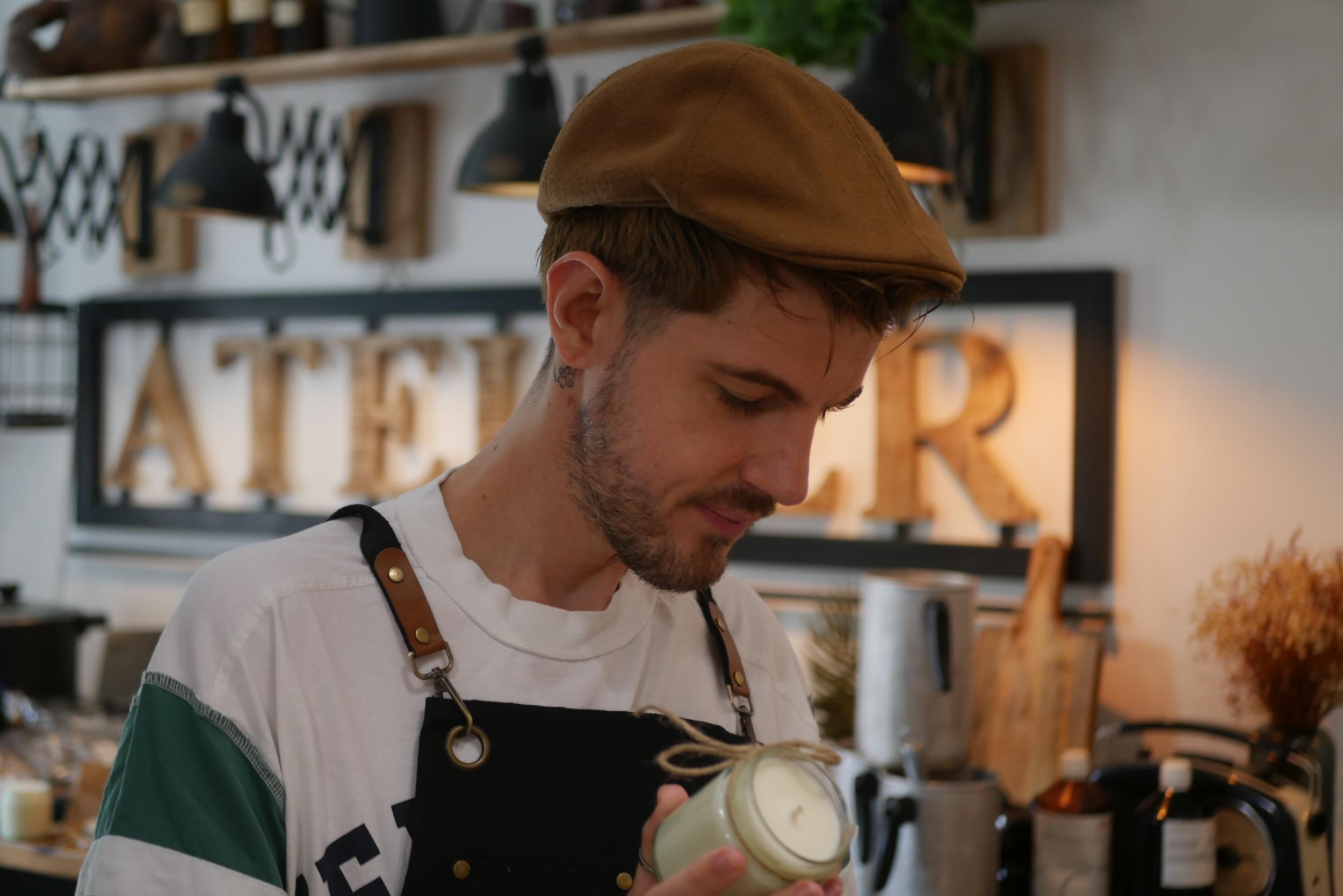 Coulez votre bougie personnalisée avec Mathieu - Image n°4 - Wecandoo