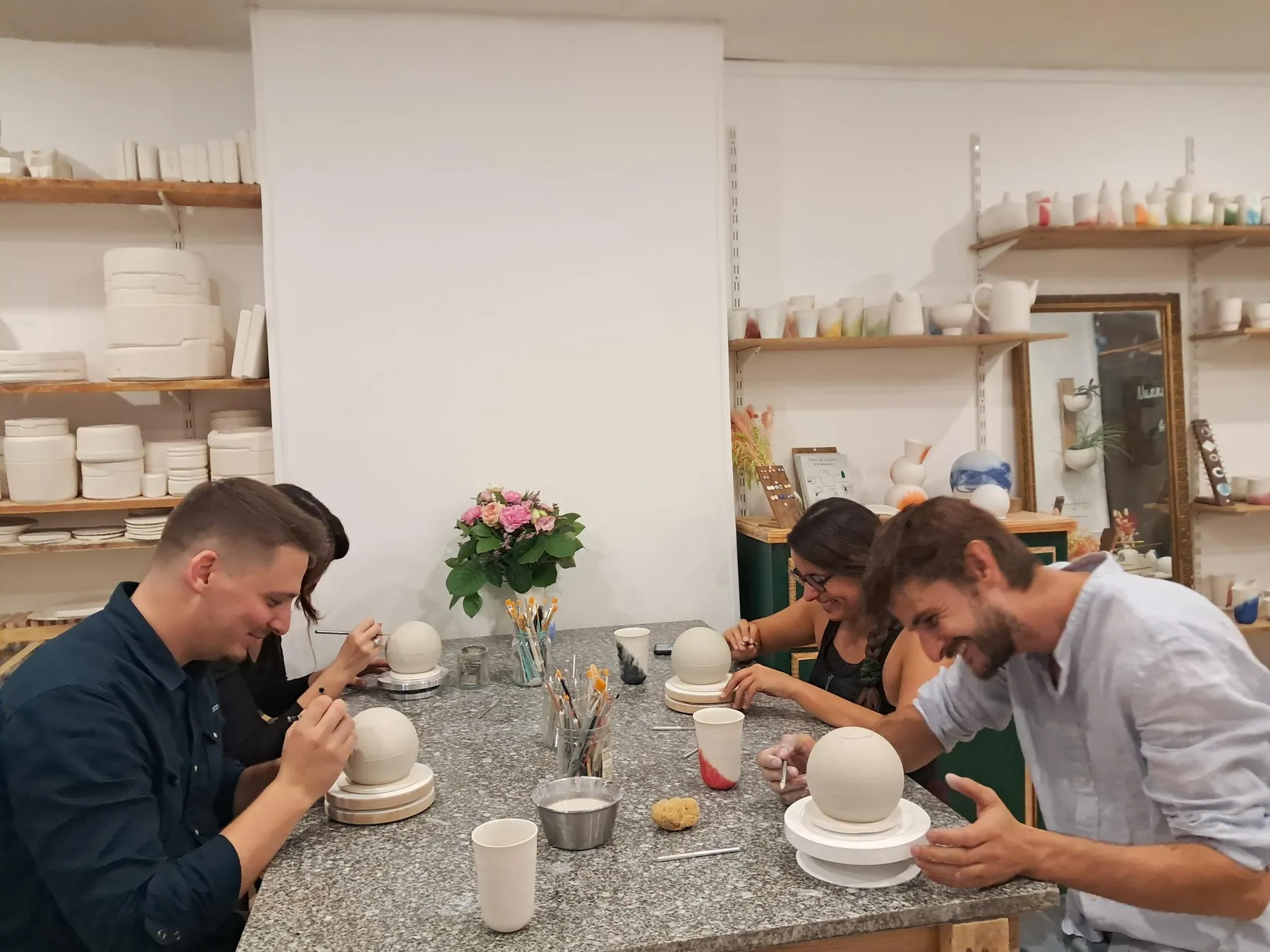 Gravez votre petit luminaire en porcelaine avec Gaële - Image n°4 - Wecandoo