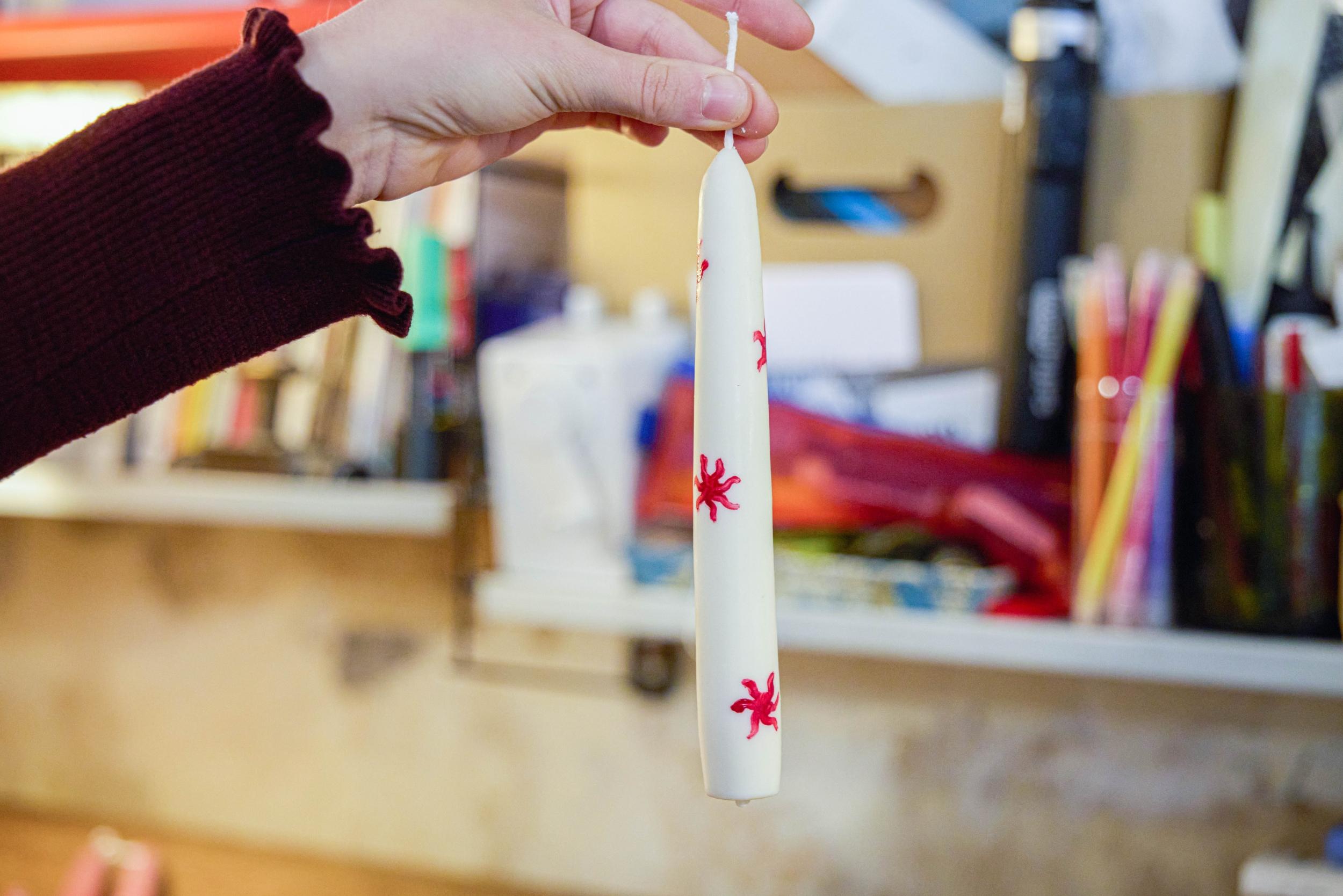 Décorez vos chandelles artisanales avec Raffaella - Image n°4 - Wecandoo