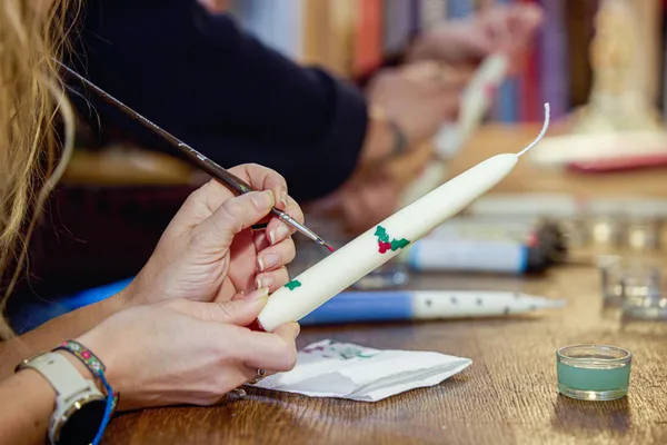 Décorez vos chandelles artisanales avec Raffaella - Image n°1 - Wecandoo