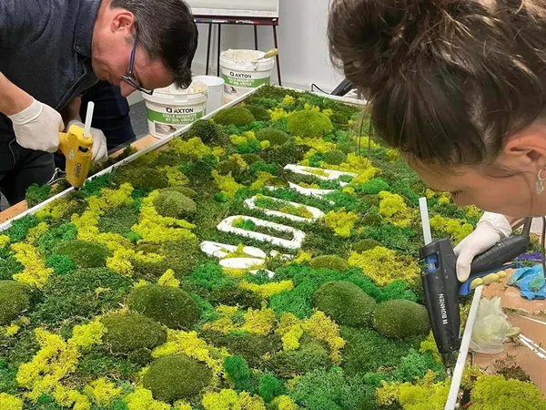 Créez votre panneau végétal en groupe