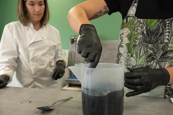 Fabriquez votre savon ménager avec Éloïse - Image n°5 - Wecandoo