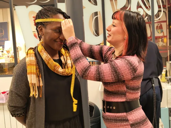 Customisez votre chapeau en feutre personnalisé avec Maud - Image n°3 - Wecandoo