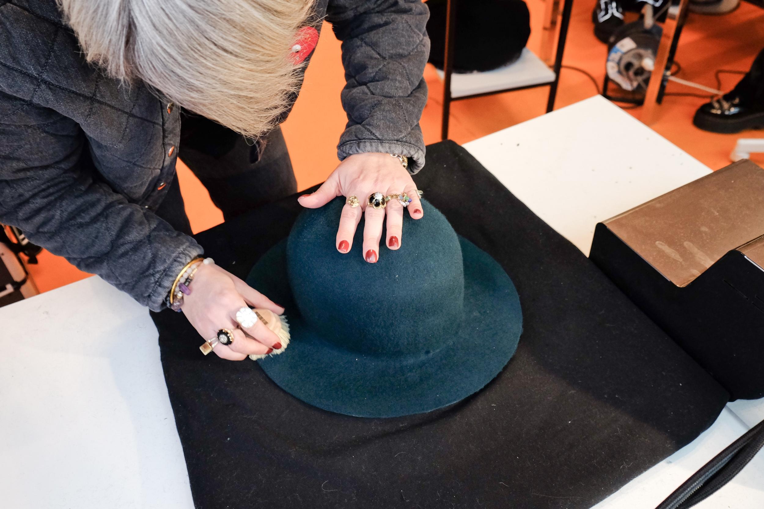 Créez votre chapeau en feutre personnalisé avec Maud - Image n°11 - Wecandoo