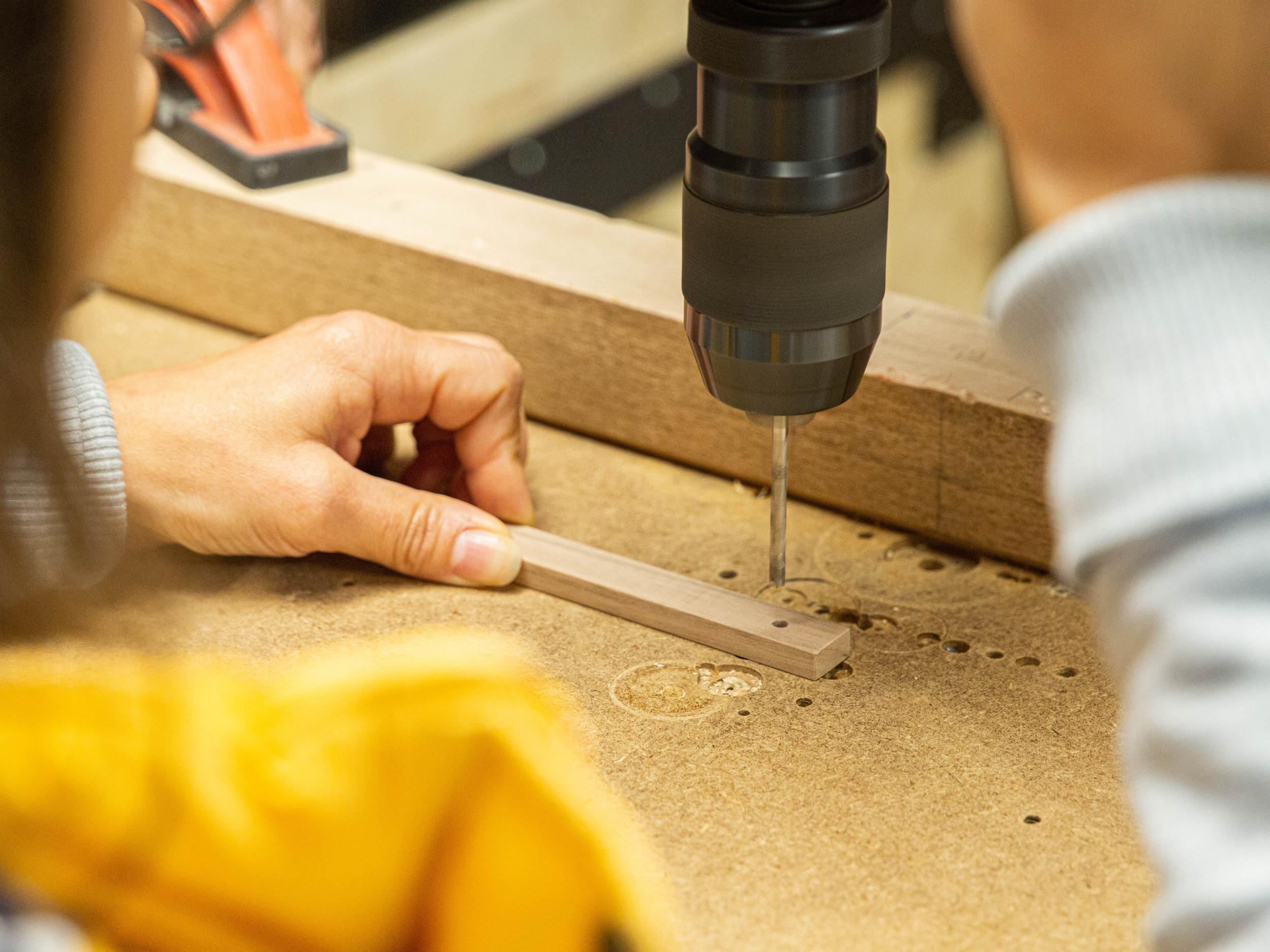 Réalisez votre lampe en bois avec Stéphane - Image n°6 - Wecandoo