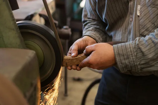Fabriquez votre couteau droit durant deux journées avec Boris - Image n°5 - Wecandoo