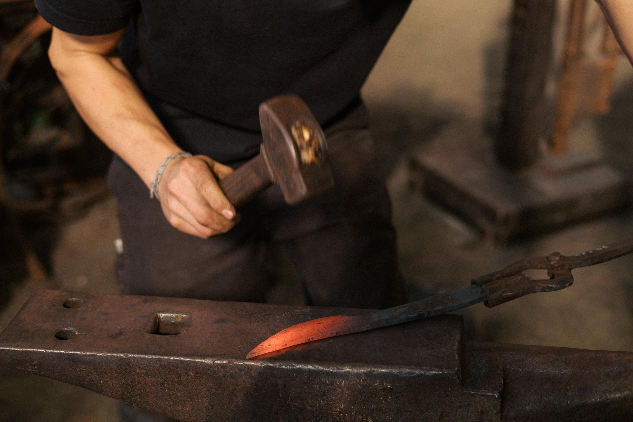 Forgez un couteau brut de forge sur une journée avec Boris - Image n°2 - Wecandoo