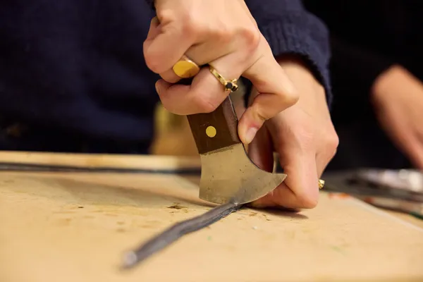 Créez un vitrail suspendu autour d'un apéro - Image n°4 - Wecandoo