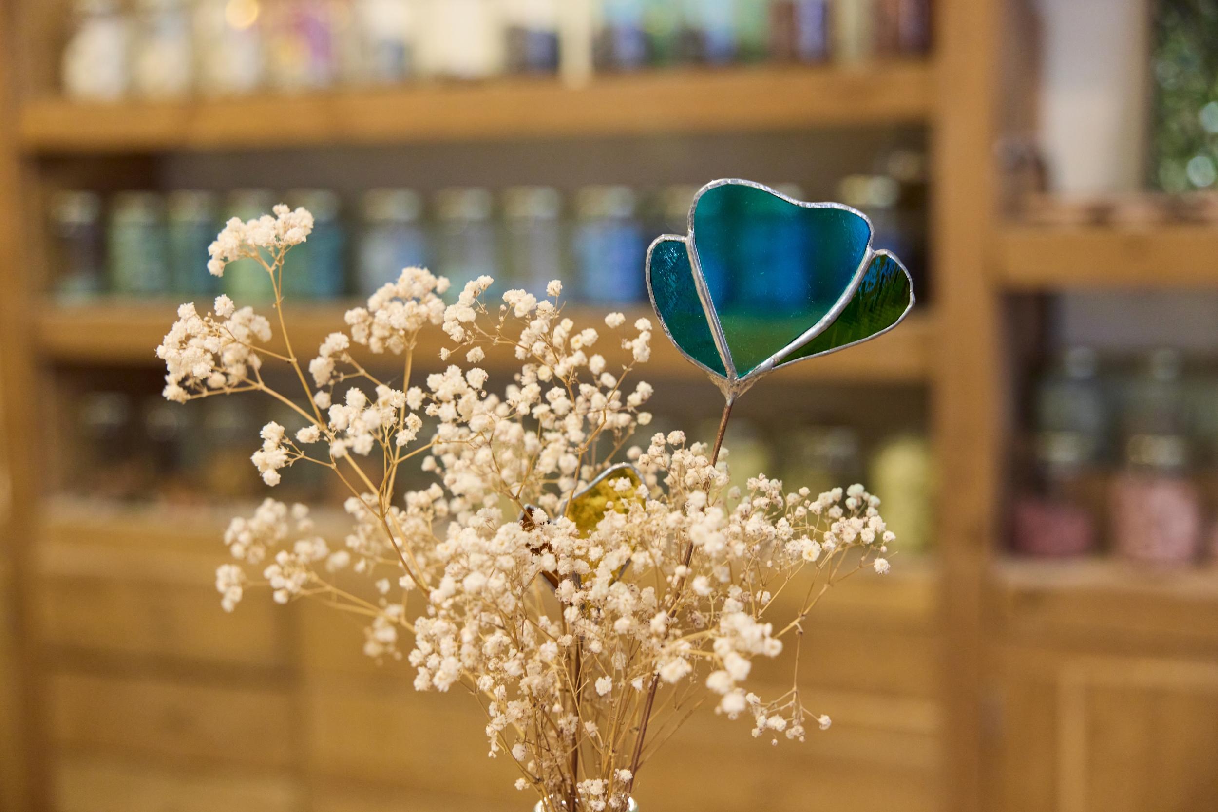 Réalisez votre fleur en vitrail Tiffany avec Marion - Image n°10 - Wecandoo