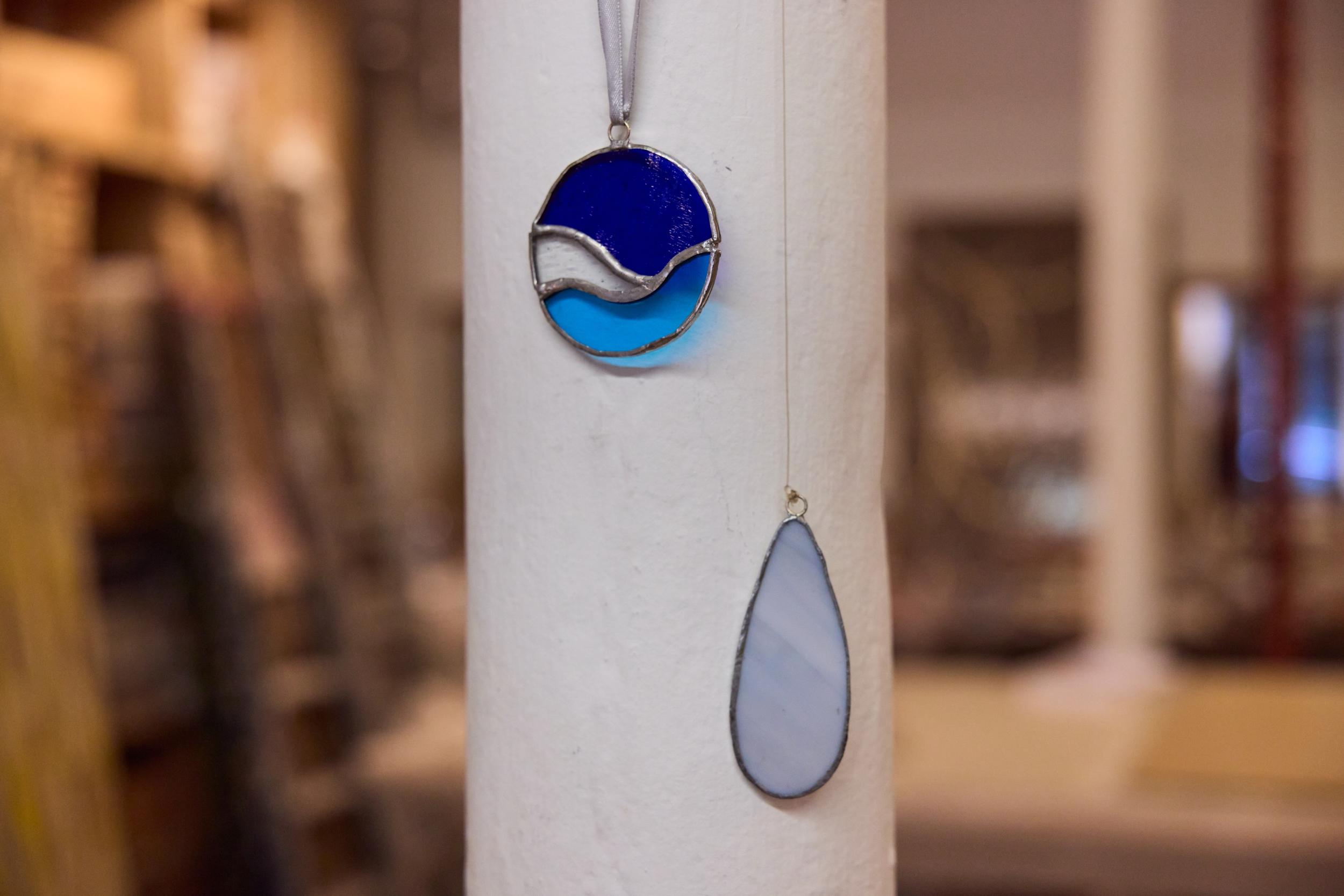 Créez un vitrail suspendu autour d'un apéro - Image n°9 - Wecandoo