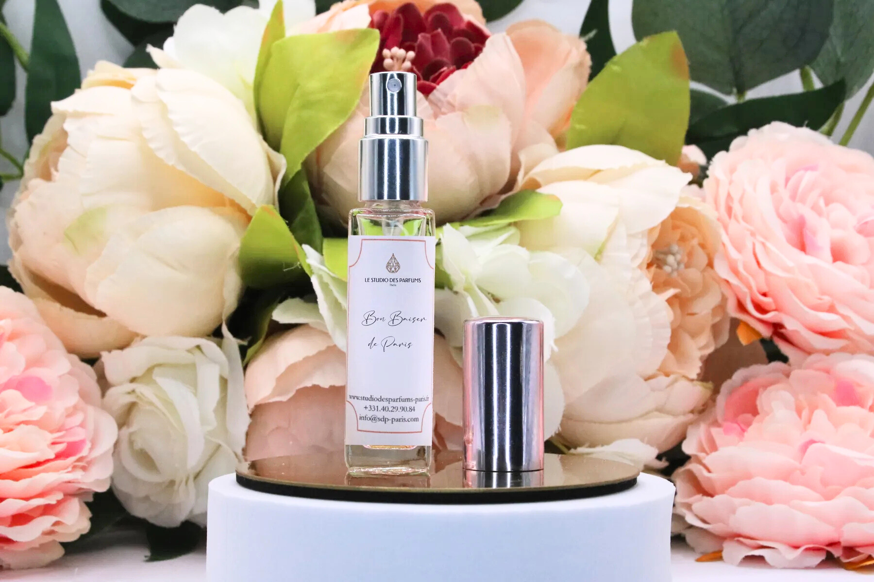 Composez votre parfum unique de 15 ml avec Patrice et ses équipes - Image n°1 - Wecandoo