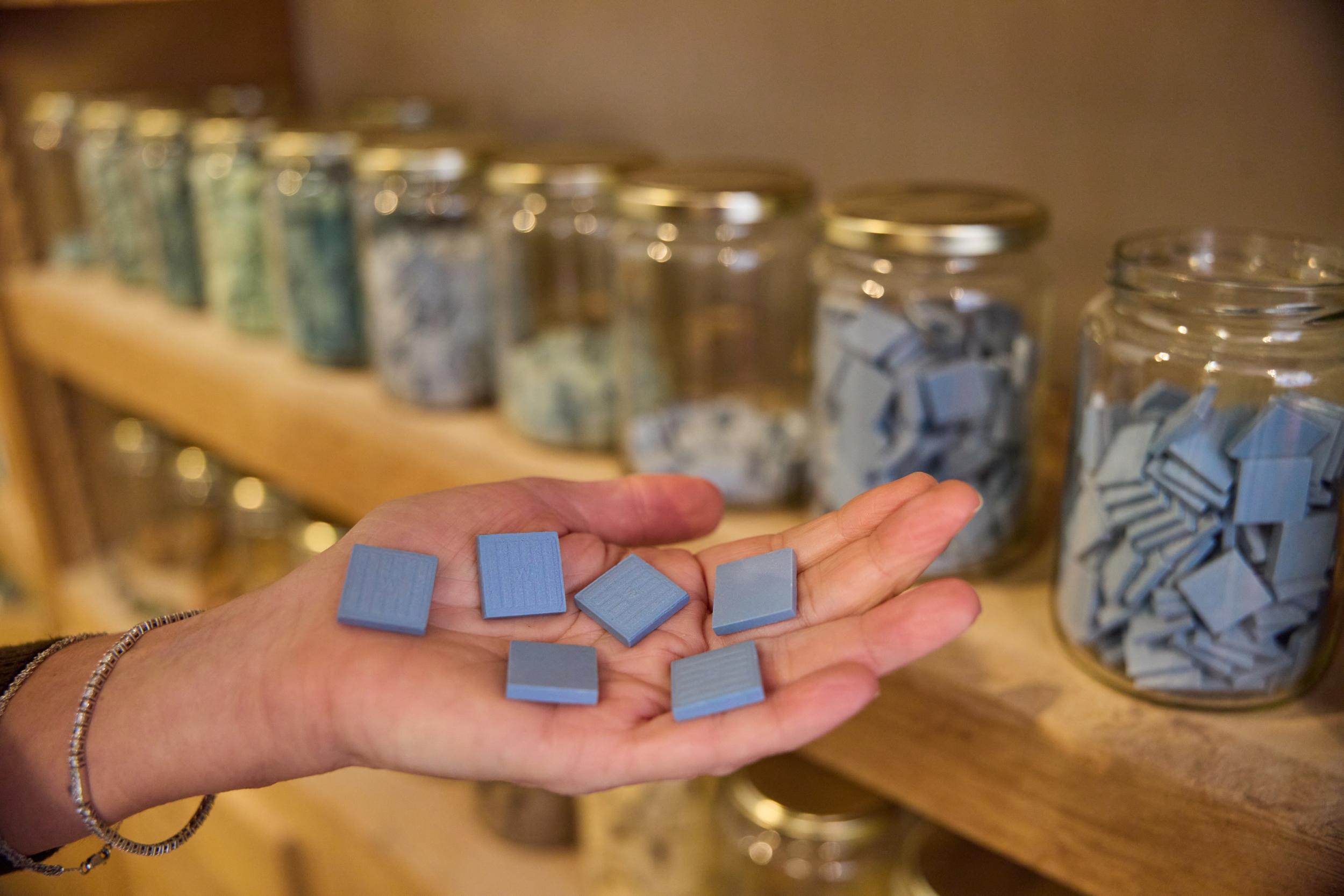 Réalisez votre œuvre en mosaïque avec Alexandra - Image n°13 - Wecandoo