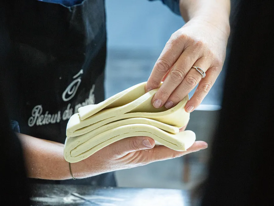 Découvrez les secrets d'une pâte parfaitement feuilletée avec Fanny - Afbeelding nr. 1 - Wecandoo