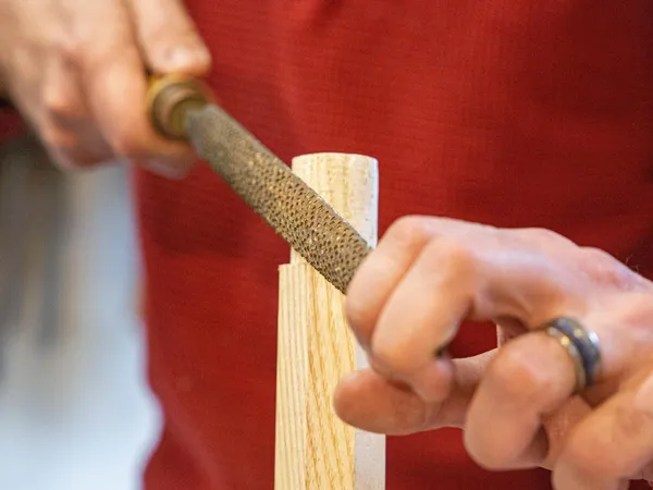 Réalisez votre tabouret traditionnel sur une journée avec Jordan - Afbeelding nr. 2 - Wecandoo