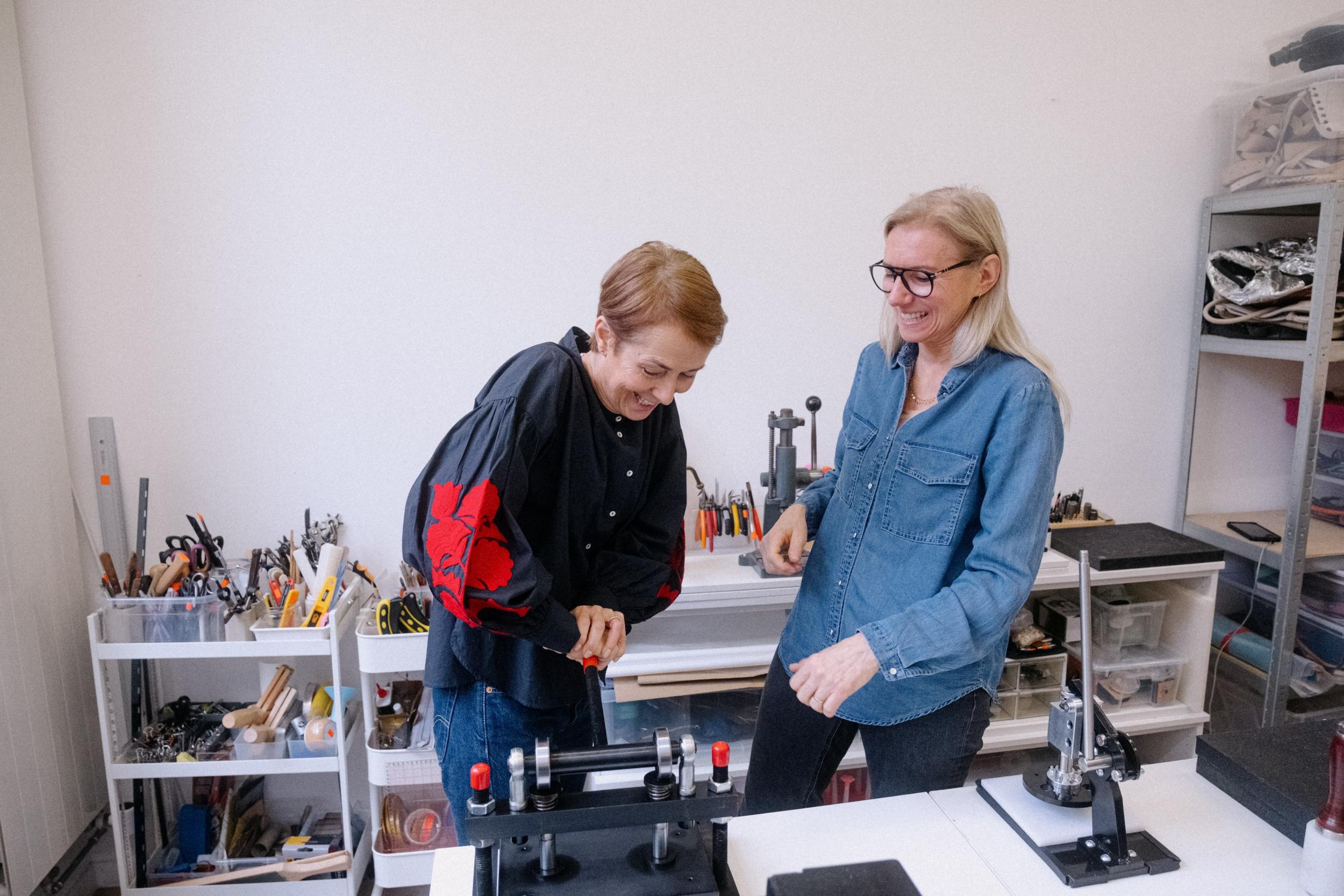 Créez votre charm en cuir avec Myriam - Image n°8 - Wecandoo