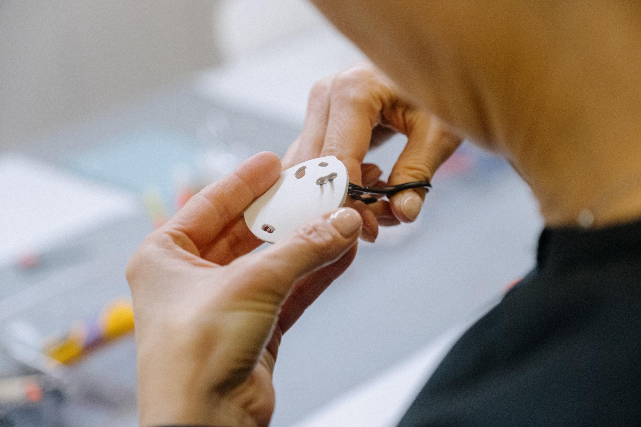 Créez votre charm en cuir avec Myriam - Image n°3 - Wecandoo