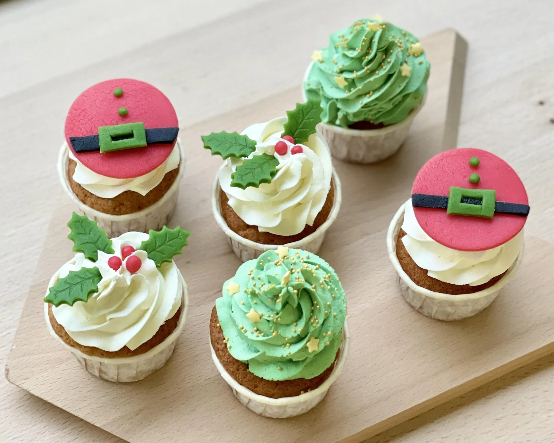 Réalisez vos macarons ou cupcakes en duo avec votre enfant - Image n°2 - Wecandoo