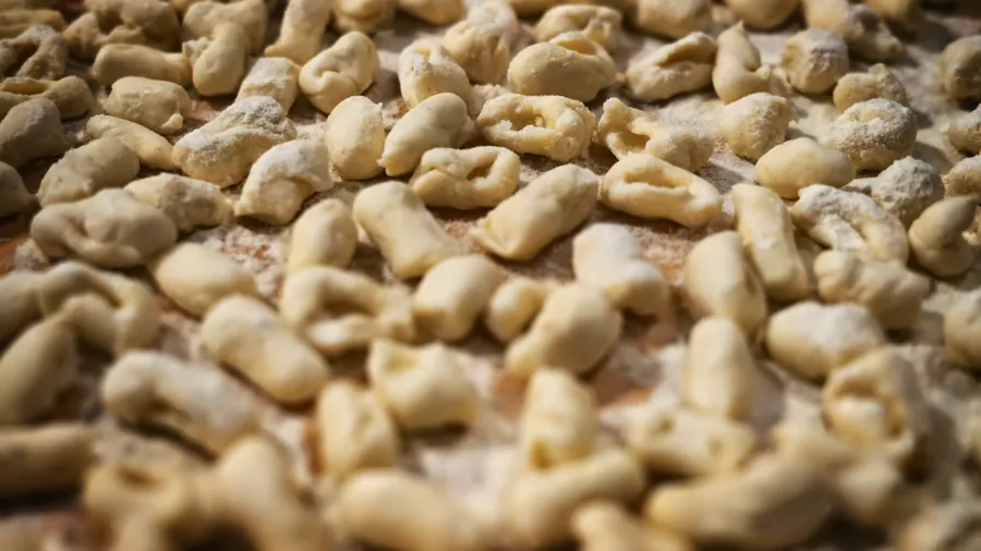 Cuisinez vos gnocchi à la ricotta avec Julien et l'équipe de la Latteria - Image n°1 - Wecandoo