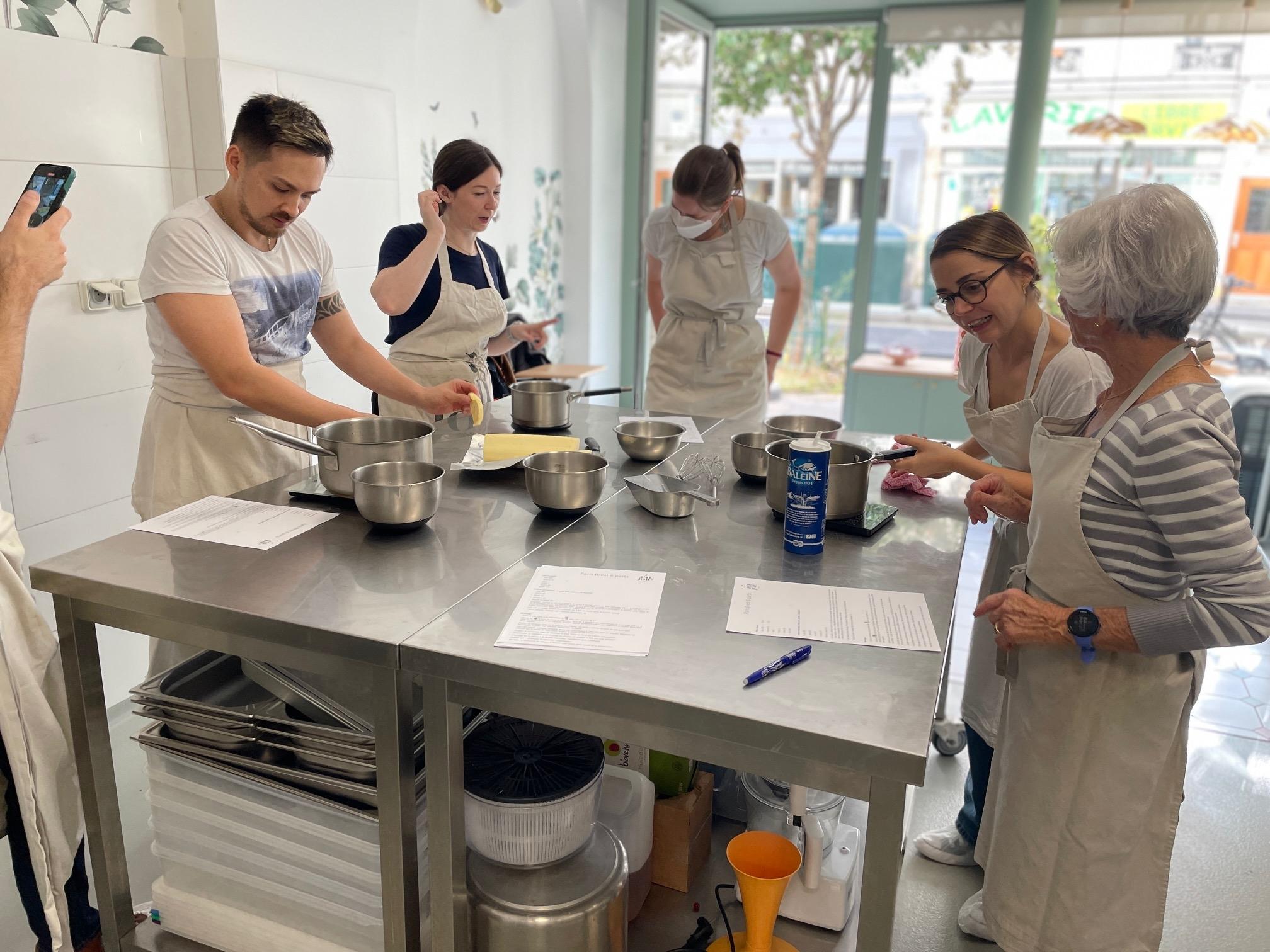 Créez vos tartelettes citron meringué ou chocolat caramel avec Santillane - Image n°3 - Wecandoo