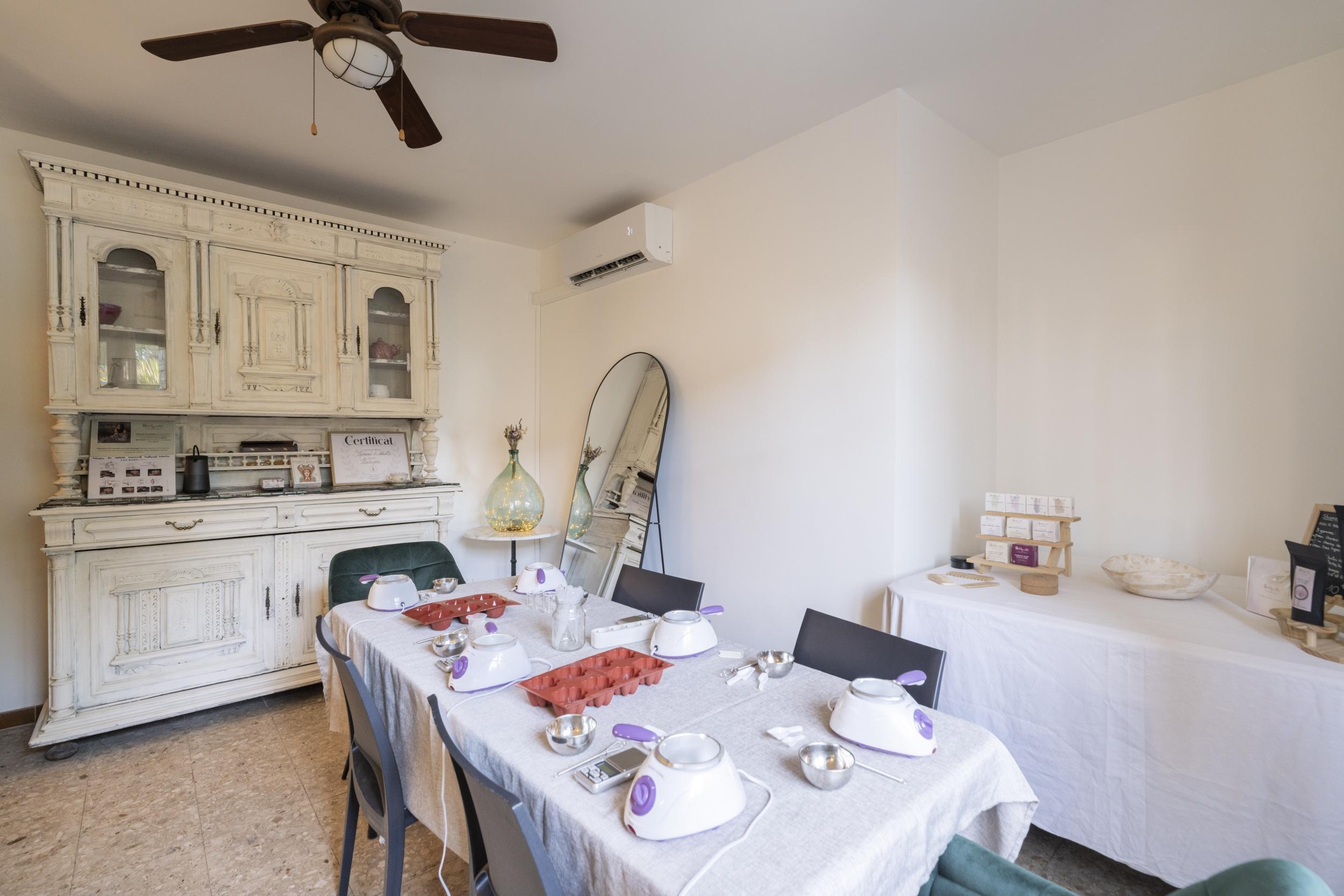 Fabriquez votre trio de soins capillaires avec Stéphanie - Image n°8 - Wecandoo