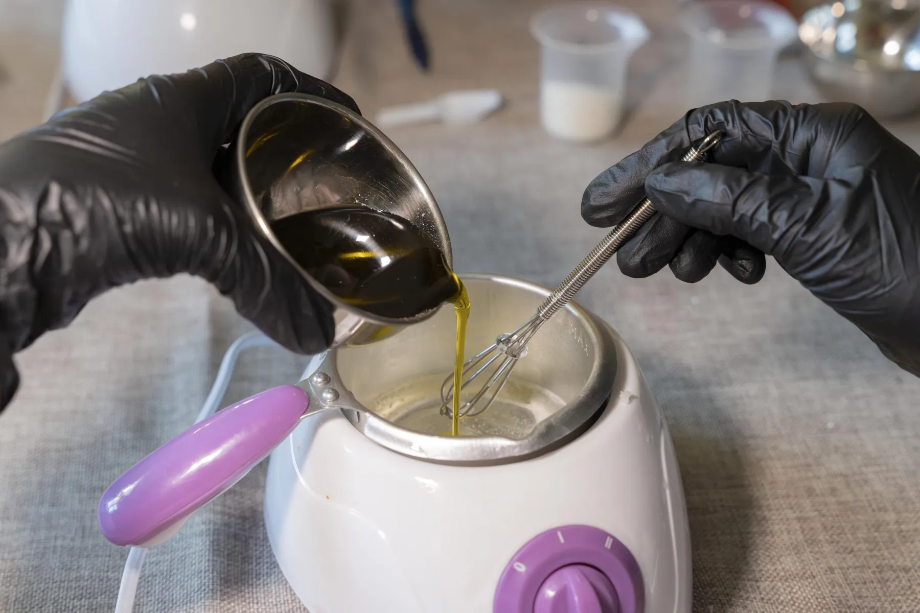 Fabriquez votre trio de soins capillaires avec Stéphanie - Image n°3 - Wecandoo