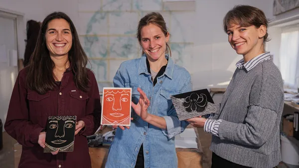 Découvrez la gravure sur bois ou lino avec Juliette - Image n°3 - Wecandoo