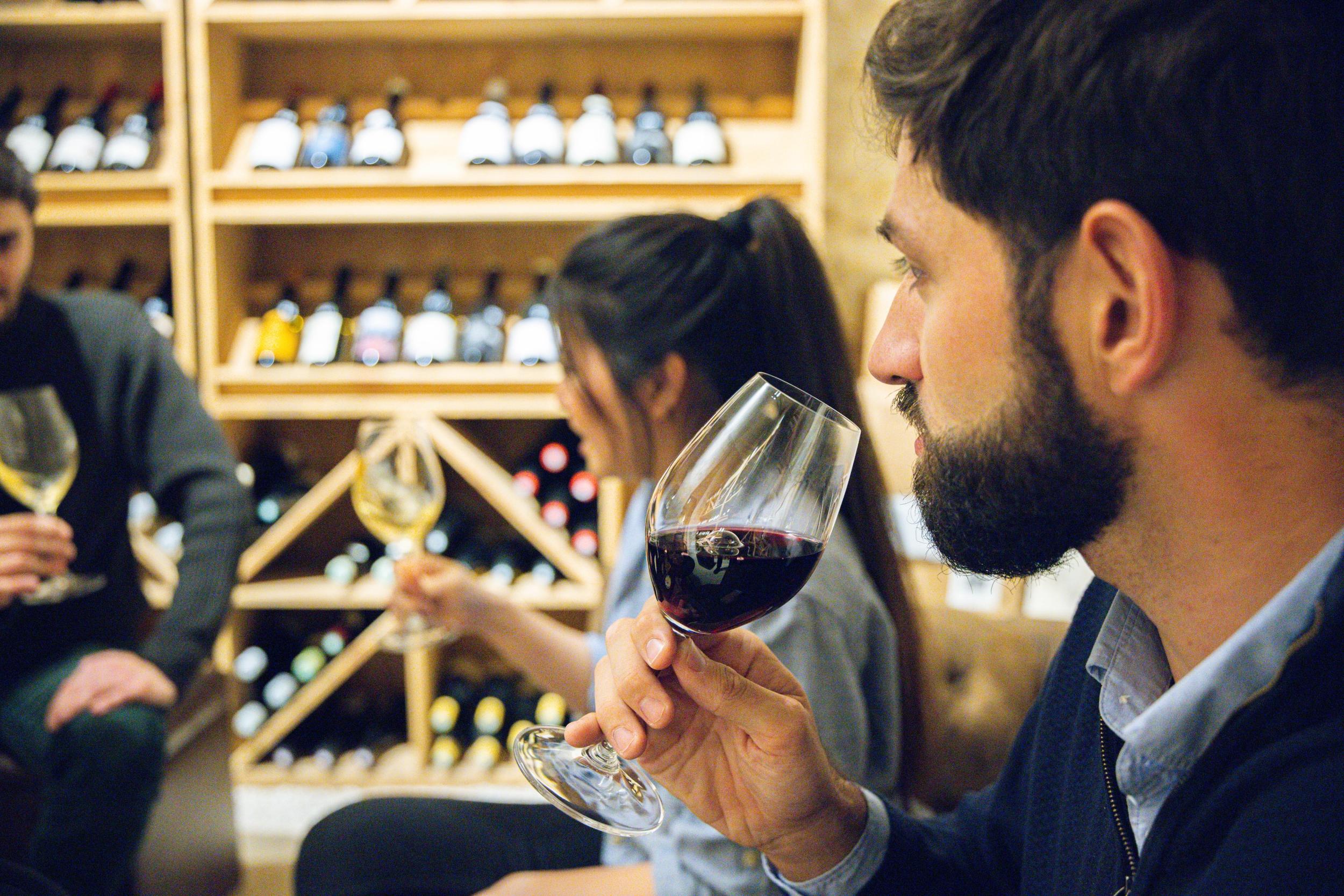 Découvrez les accords vins et fromages avec Matthieu - Image n°9 - Wecandoo