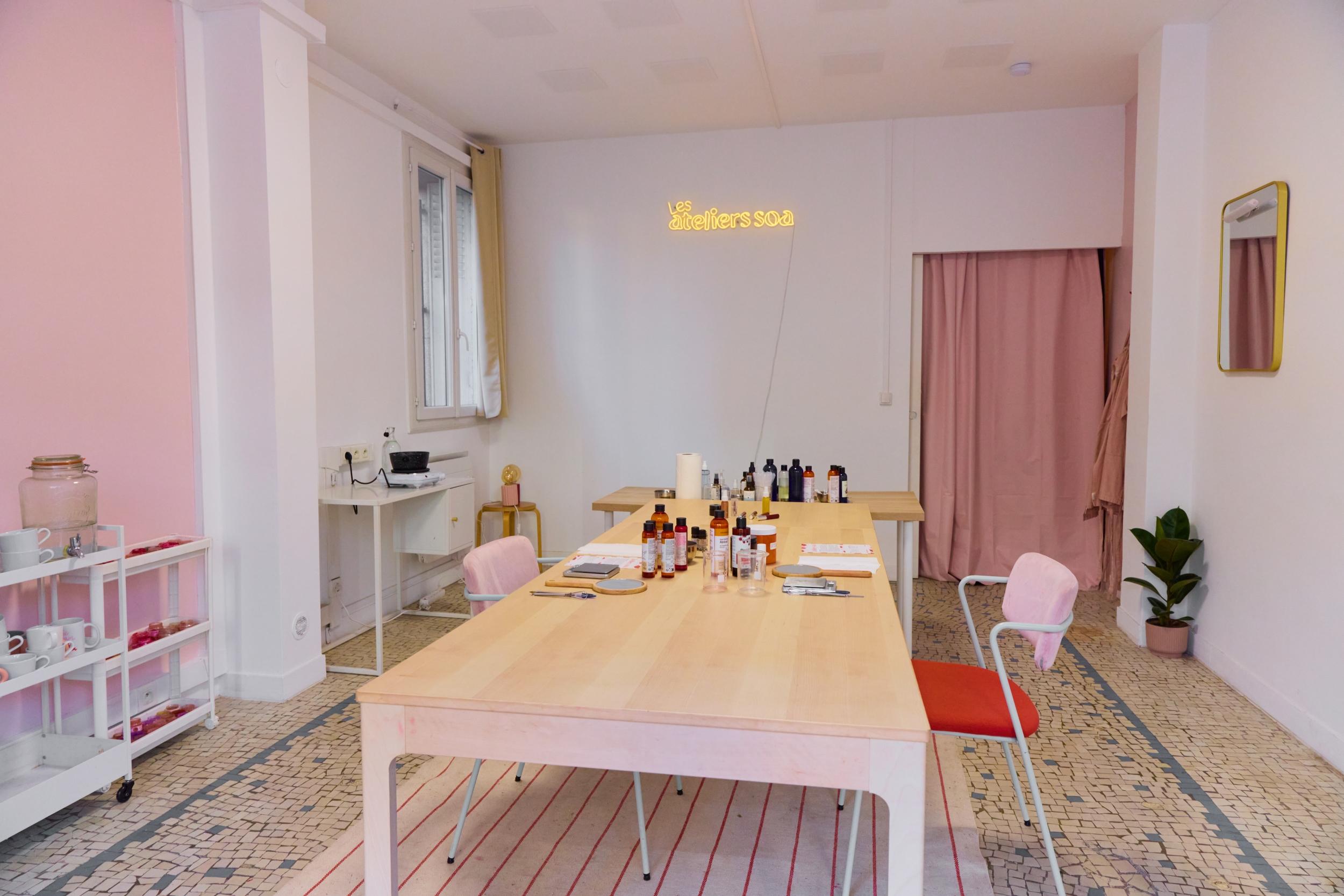 Créez votre brume, huile scintillante ou crème pour les mains avec Nathalie - Image n°8 - Wecandoo