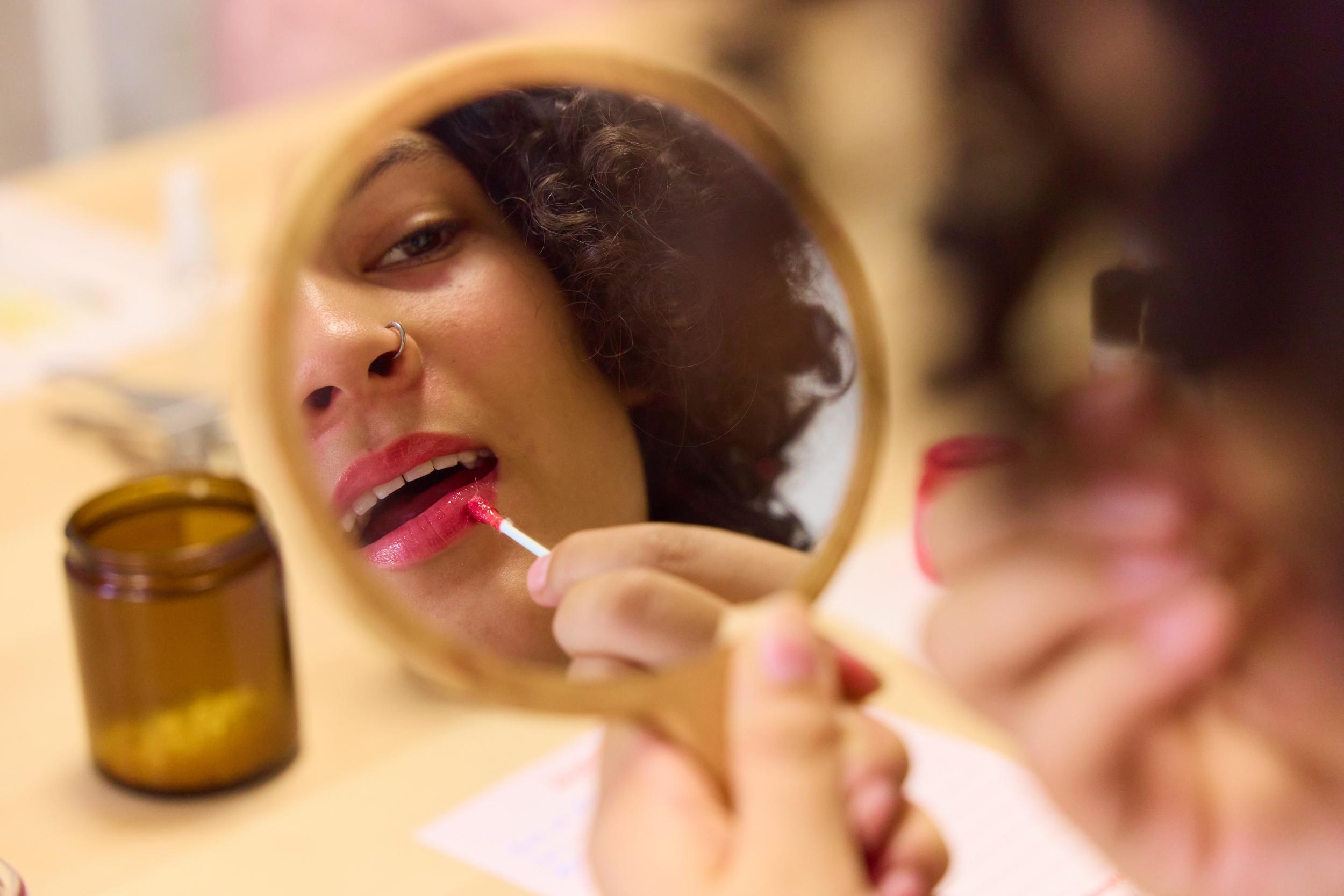 Créez votre gloss ou huile teintée avec Nathalie - Image n°3 - Wecandoo